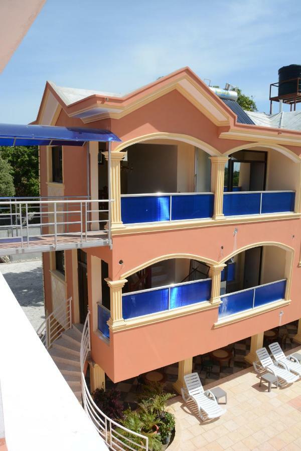 Hotel Tabarre 'S Palace ปอร์โตแปรงซ์ ภายนอก รูปภาพ